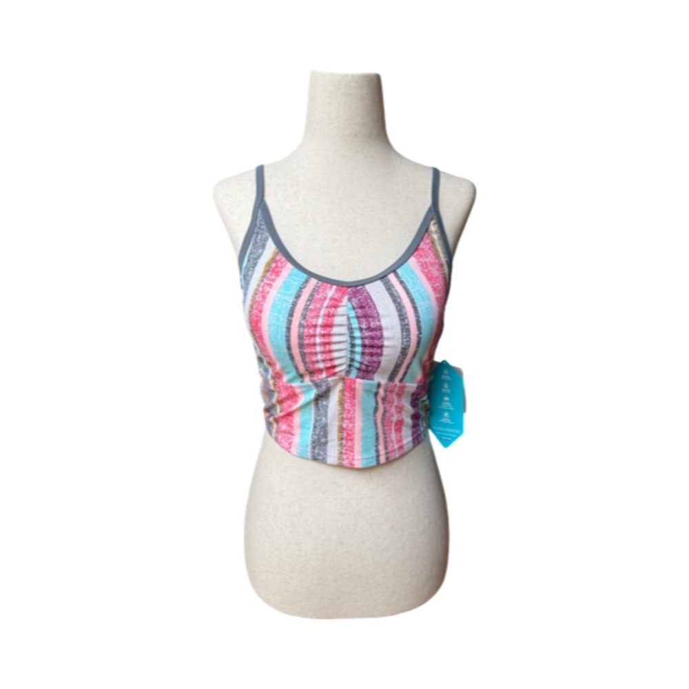 NWT “Free Country” Swim Top Size Medium